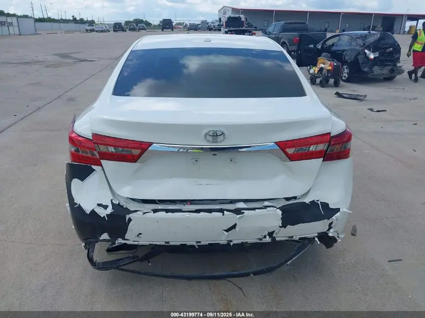 2016 TOYOTA AVALON XLE