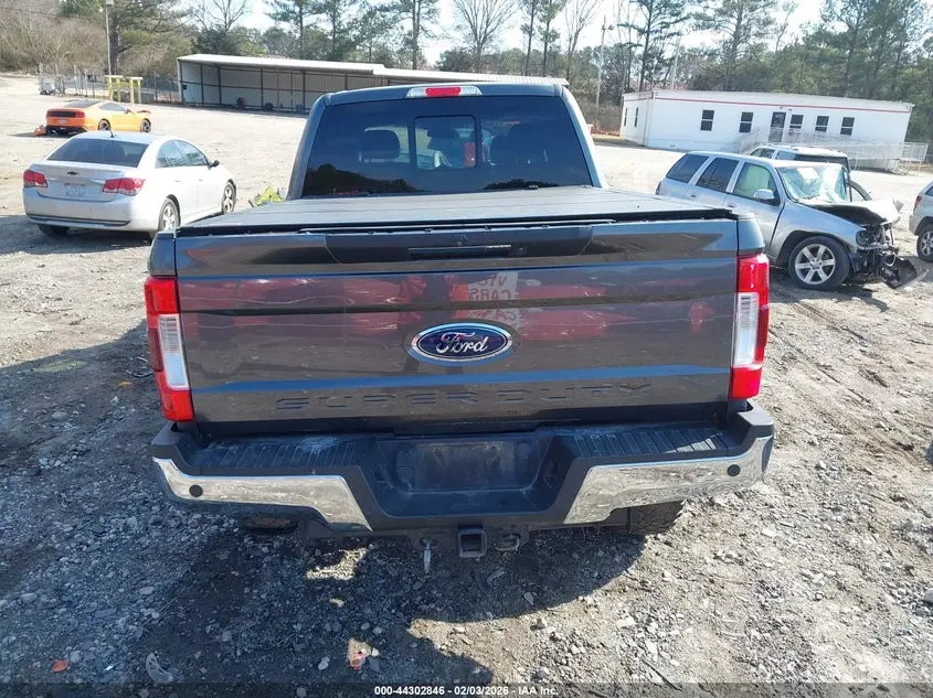 2017 FORD F-250 LARIAT