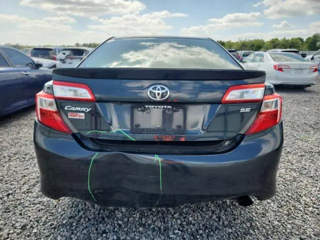 2014 TOYOTA CAMRY SE  