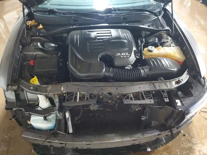 2015 DODGE CHARGER SE  