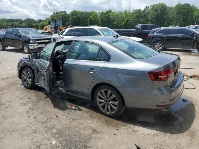 2016 VOLKSWAGEN JETTA SE  
