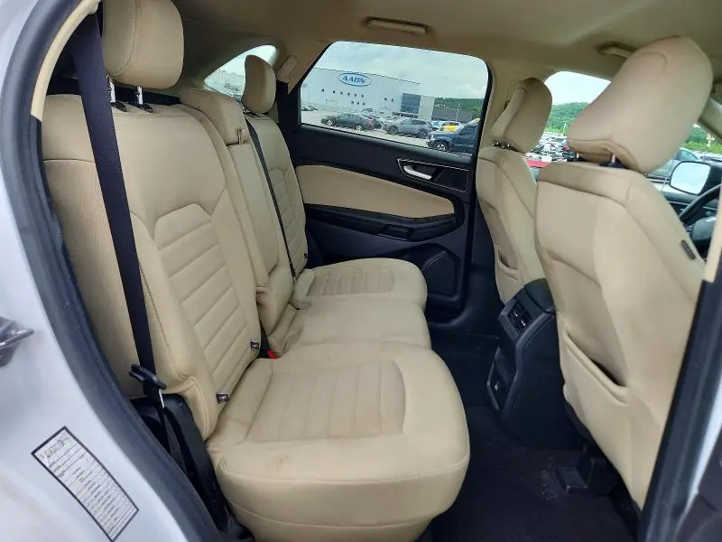 2020 FORD EDGE SE  