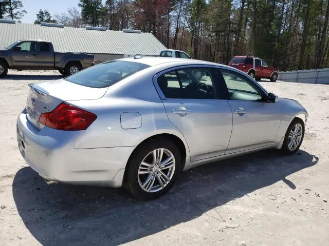 2013 INFINITI G37   