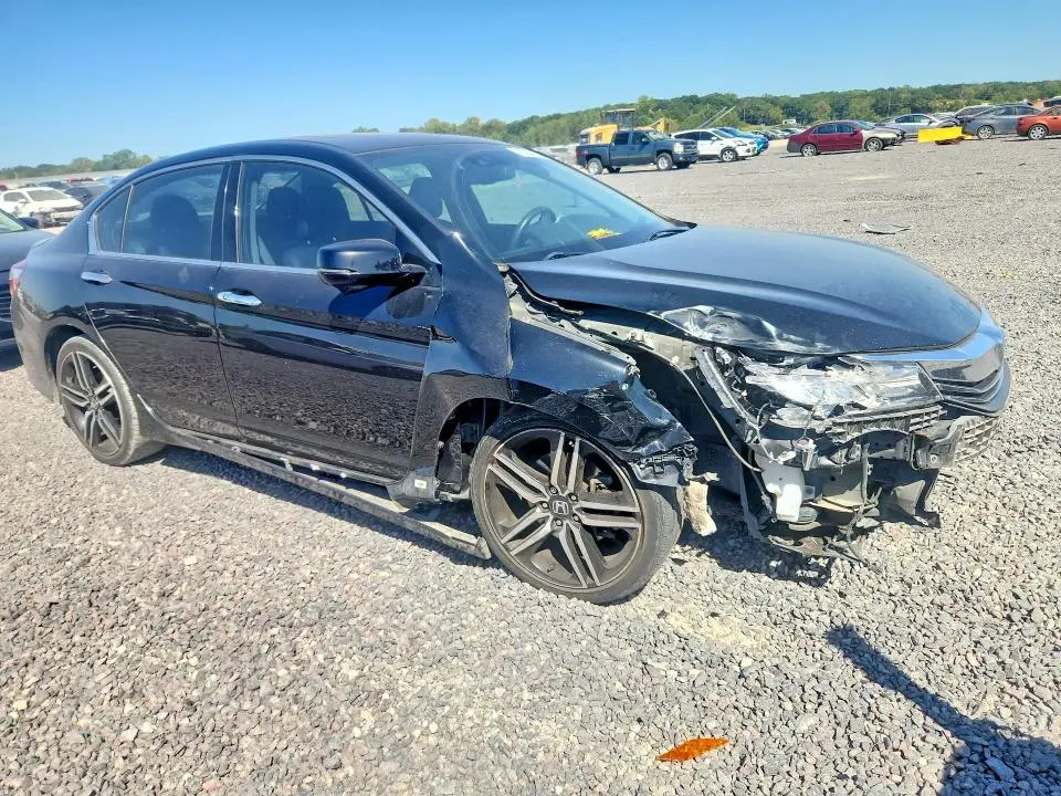 2016 HONDA ACCORD TOURING  