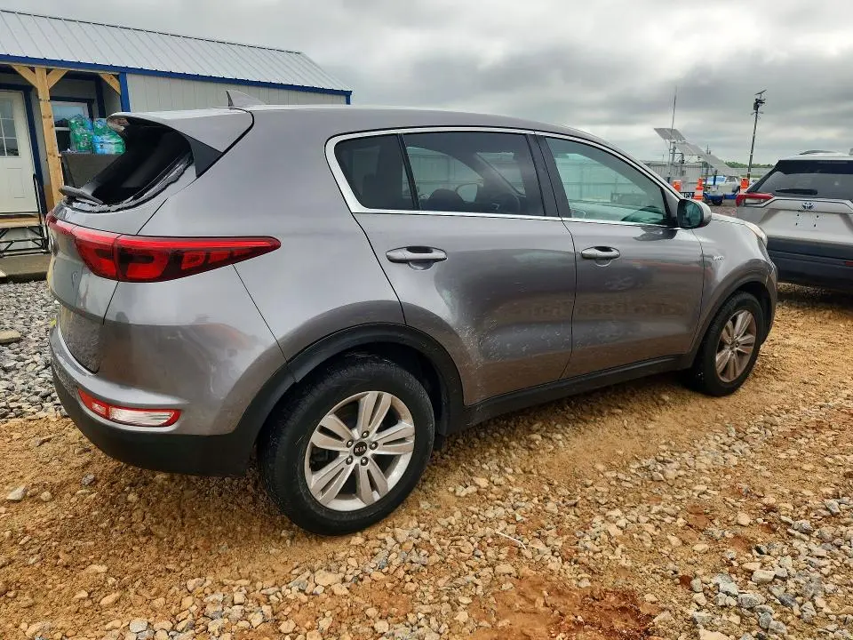 2017 KIA SPORTAGE LX  