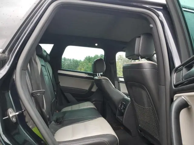 2017 VOLKSWAGEN TOUAREG WOLFSBURG  