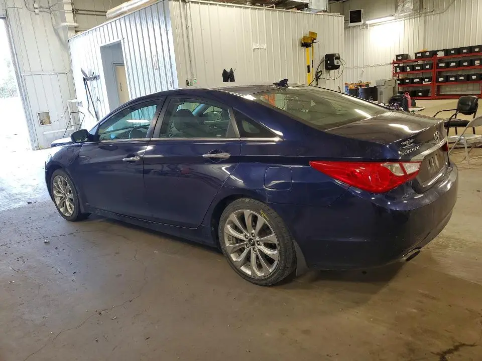 2013 HYUNDAI SONATA SE  
