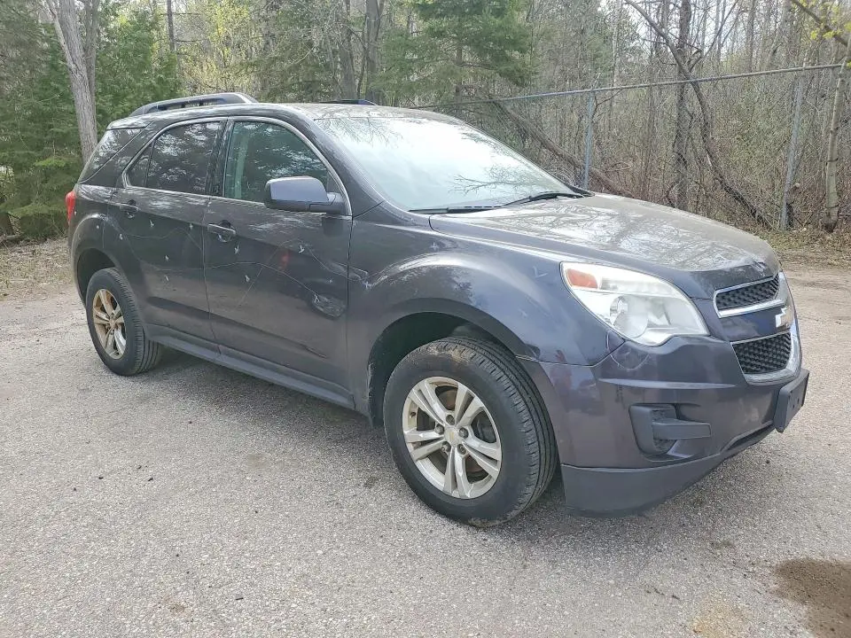 2015 CHEVROLET EQUINOX LT  