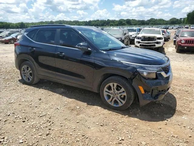 2021 KIA SELTOS S  