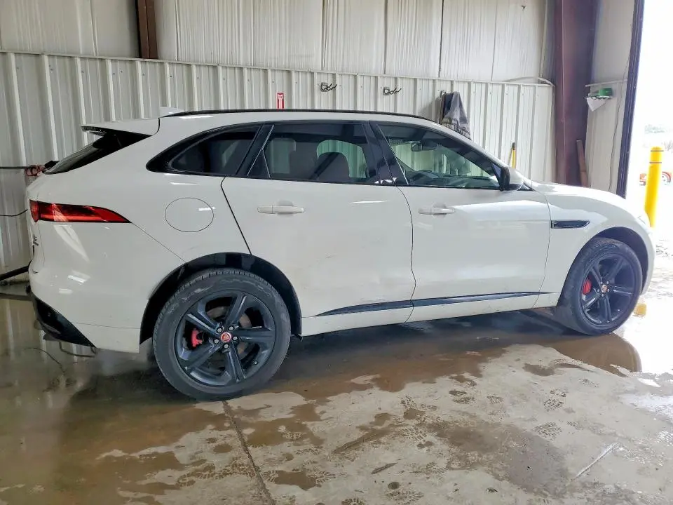 2017 JAGUAR F-PACE S  