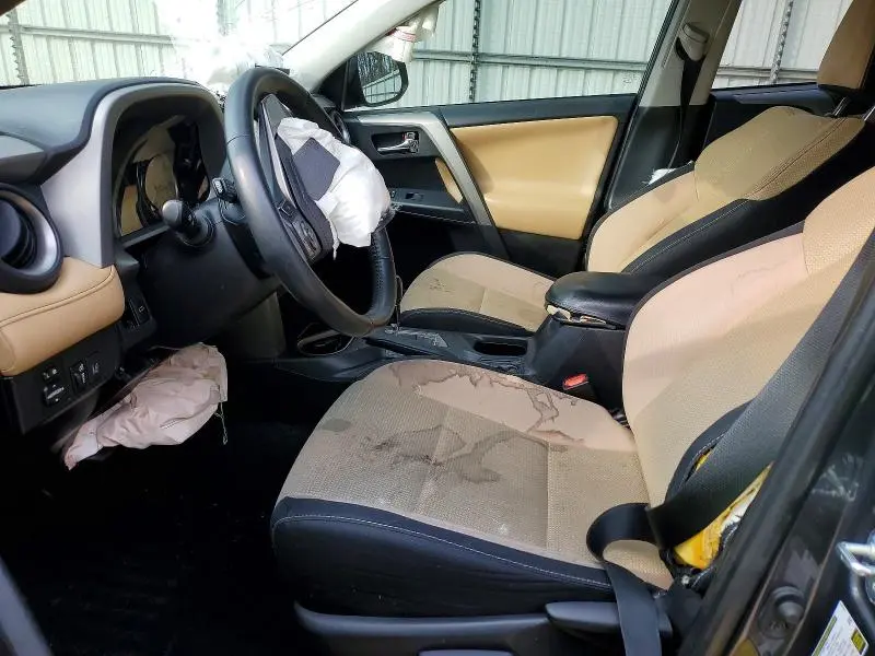 2018 TOYOTA RAV4 XLE  