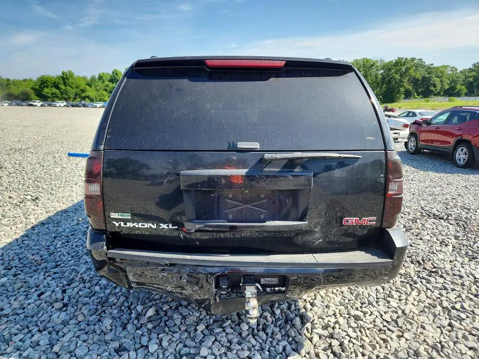 2011 GMC YUKON XL C1500 SLT  