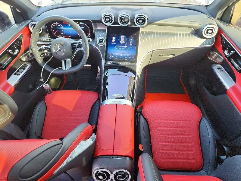 2026 MERCEDES-BENZ GLC 300 4MATIC  