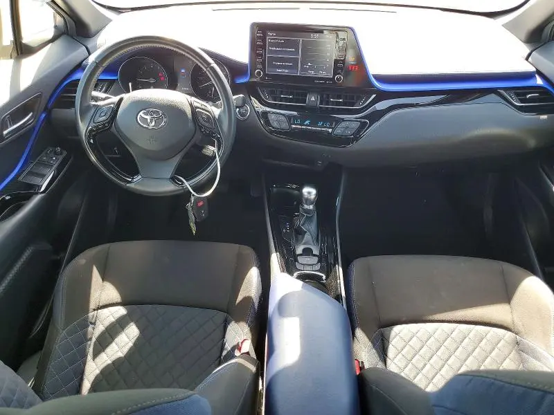2020 TOYOTA C-HR XLE  