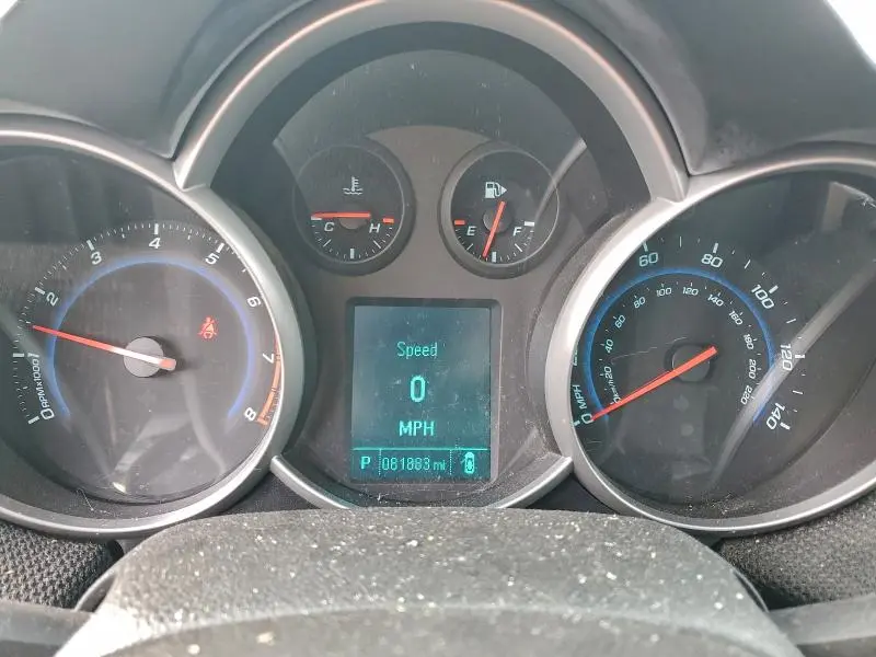 2012 CHEVROLET CRUZE LT  