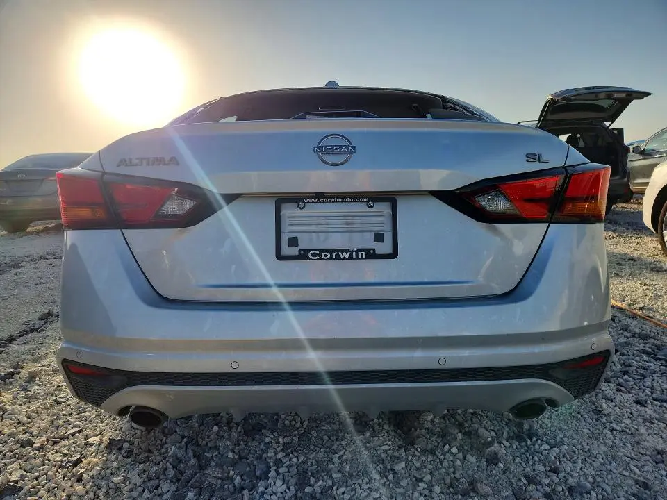 2023 NISSAN ALTIMA SL  