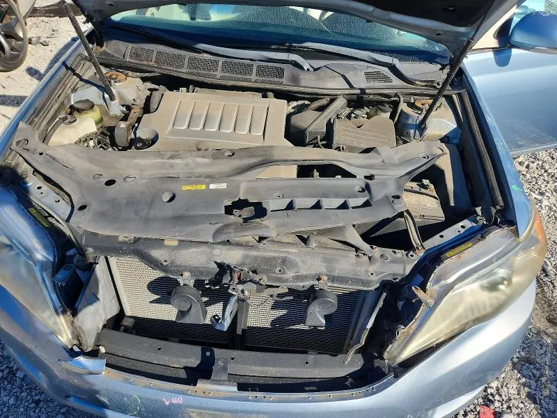 2011 TOYOTA AVALON LIMITED  