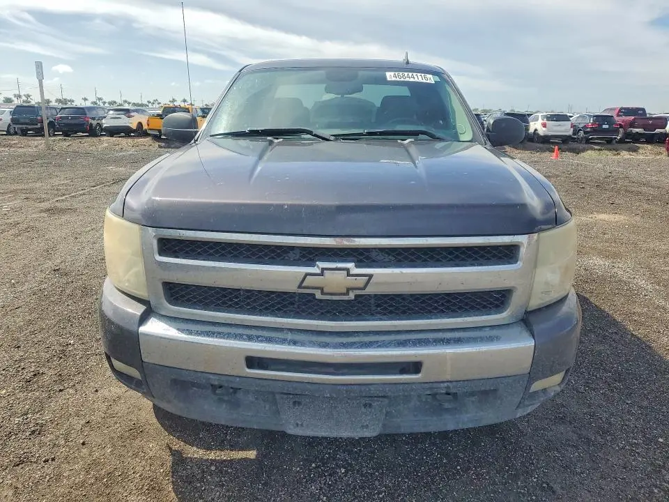 2011 CHEVROLET SILVERADO K1500 LT  