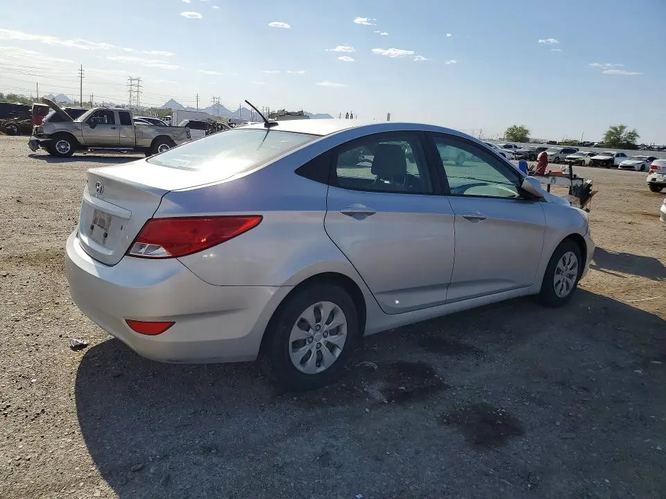 2015 HYUNDAI ACCENT GLS  