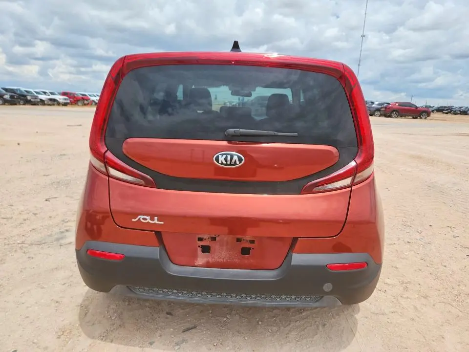 2020 KIA SOUL LX  