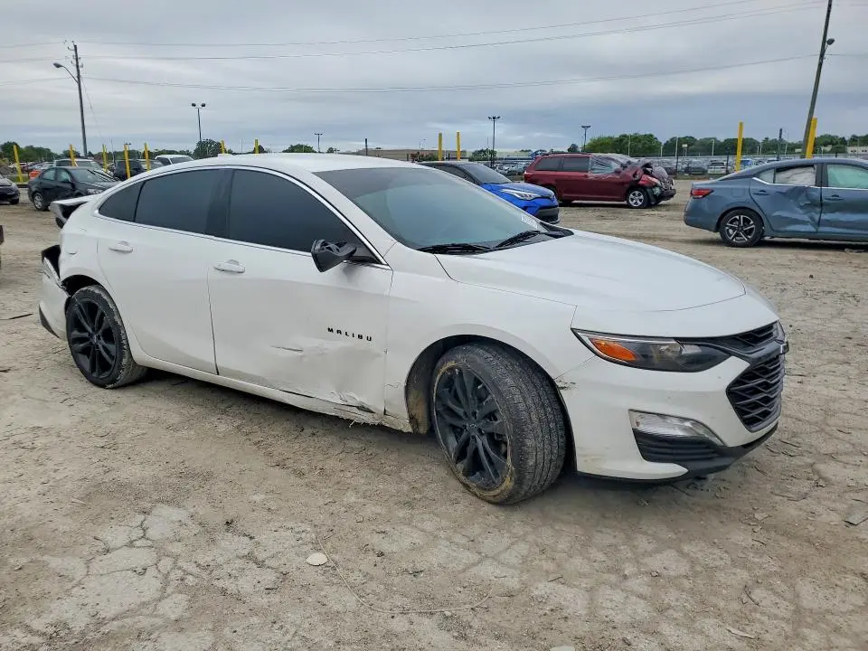 2021 CHEVROLET MALIBU LT  