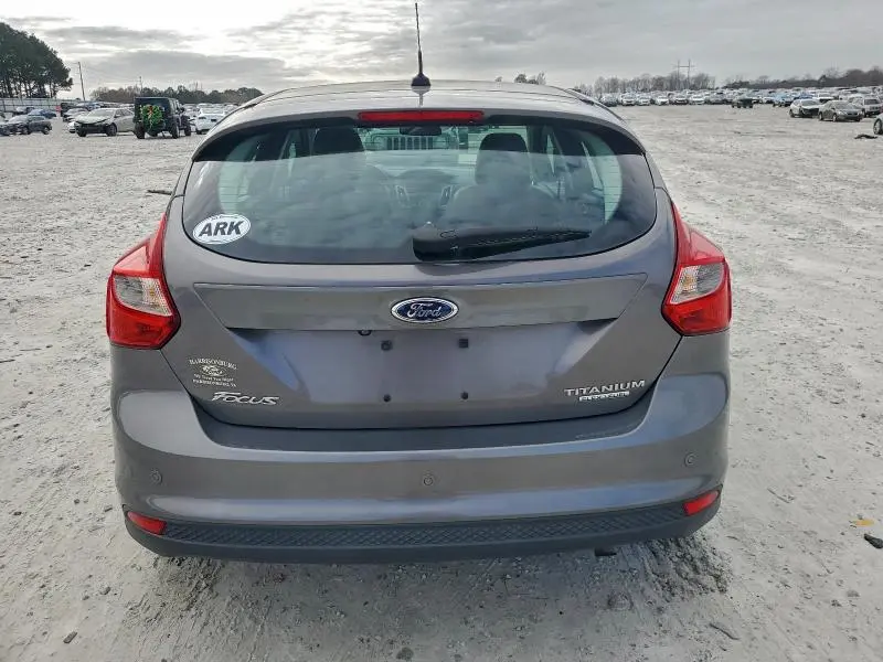 2014 FORD FOCUS TITANIUM  