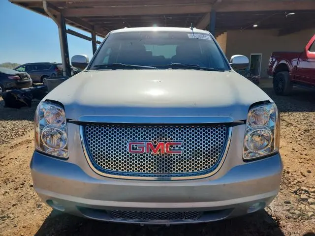 2011 GMC YUKON DENALI  