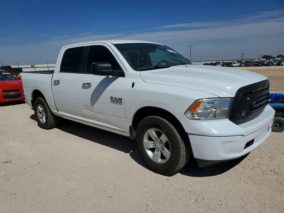 2017 RAM 1500 SLT  