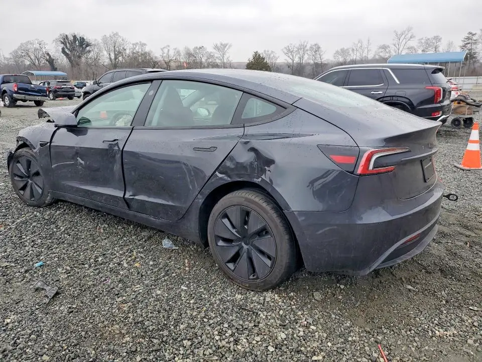 2025 TESLA MODEL 3   