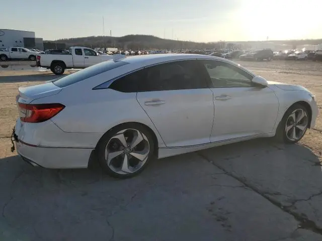 2018 HONDA ACCORD TOURING  