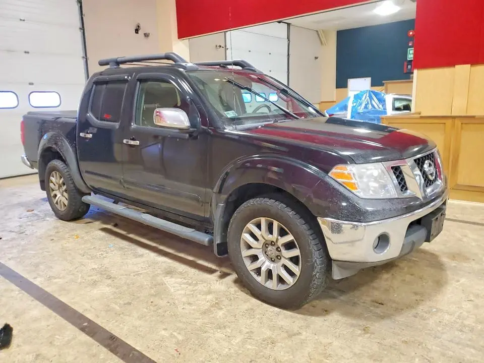 2012 NISSAN FRONTIER S  