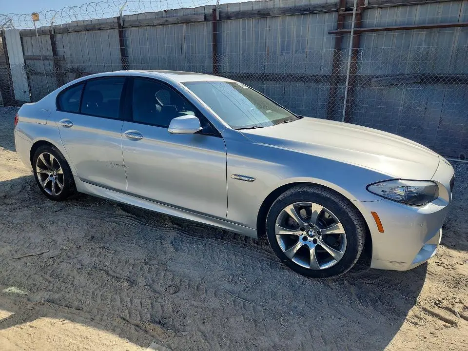 2011 BMW 528 I  