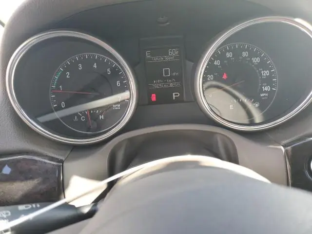 2011 JEEP GRAND CHEROKEE LAREDO  