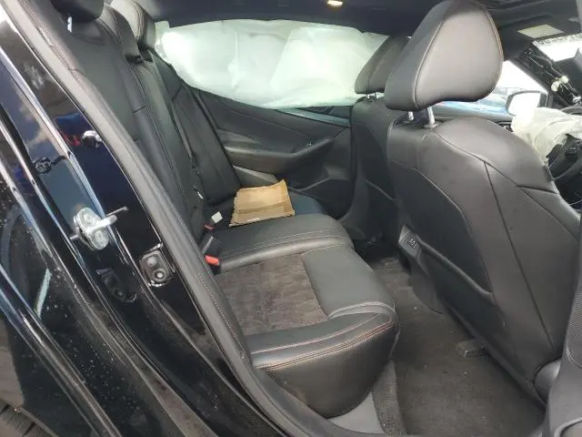 2023 NISSAN MAXIMA SR  