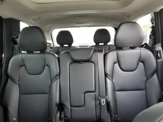 2023 VOLVO XC90 CORE  