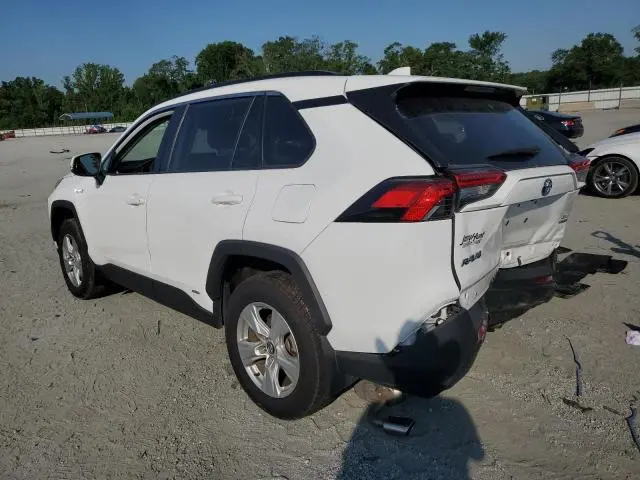 2021 TOYOTA RAV4 XLE  