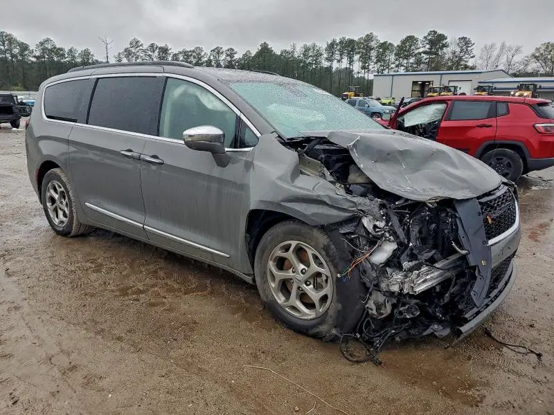 2022 CHRYSLER PACIFICA LIMITED  