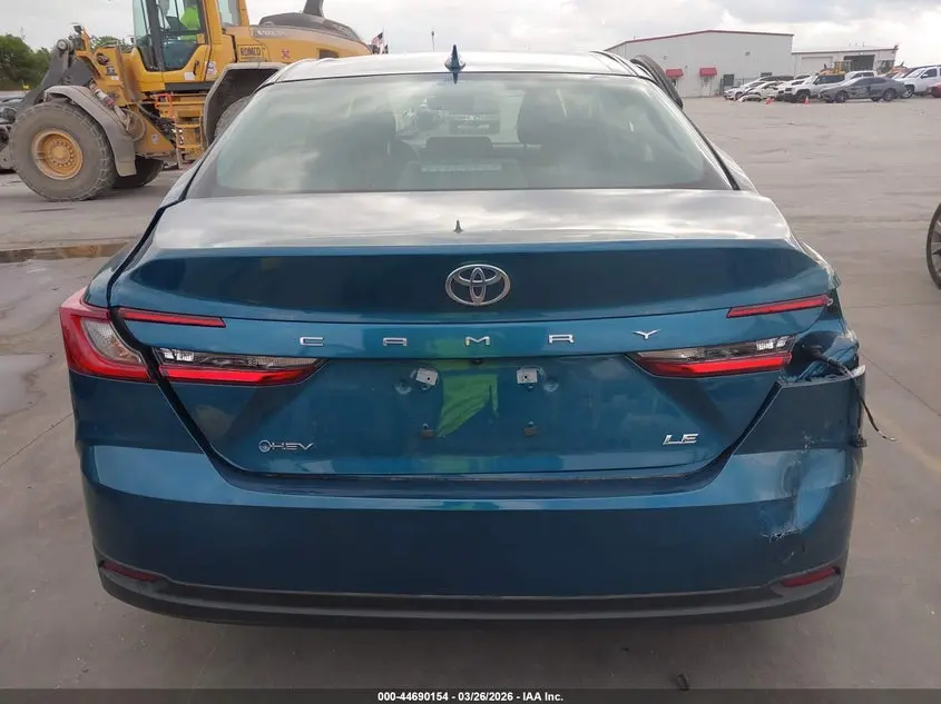 2026 TOYOTA CAMRY LE