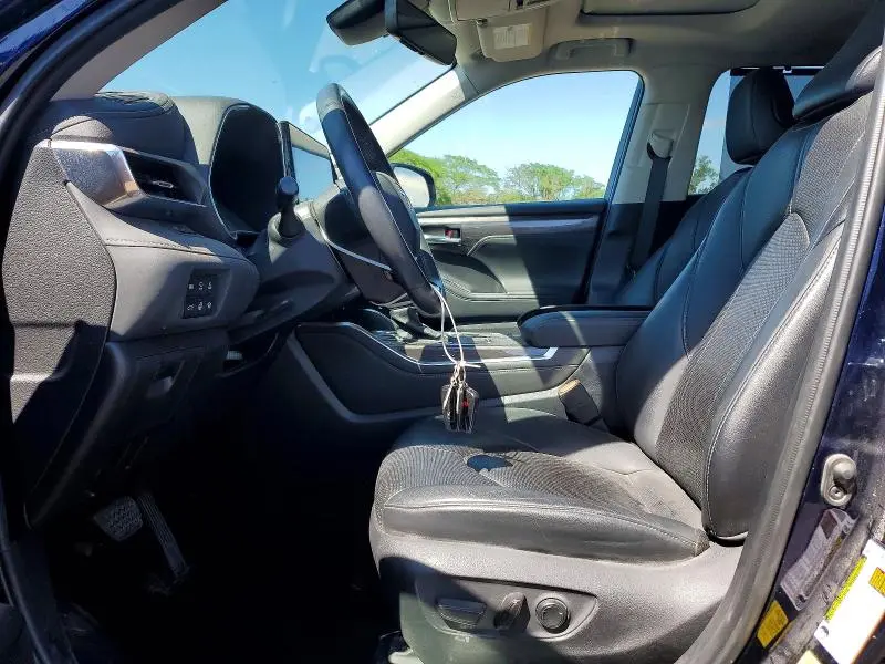2021 TOYOTA HIGHLANDER HYBRID LIMITED  
