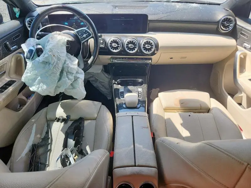 2019 MERCEDES-BENZ A 220 4MATIC  