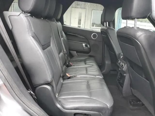 2019 LAND ROVER DISCOVERY SE  