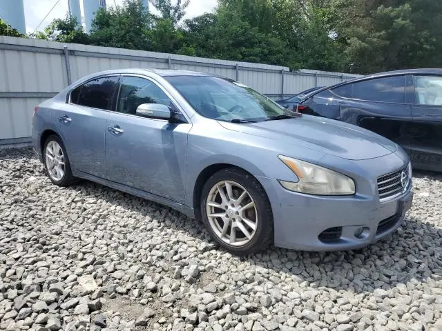 2011 NISSAN MAXIMA S  