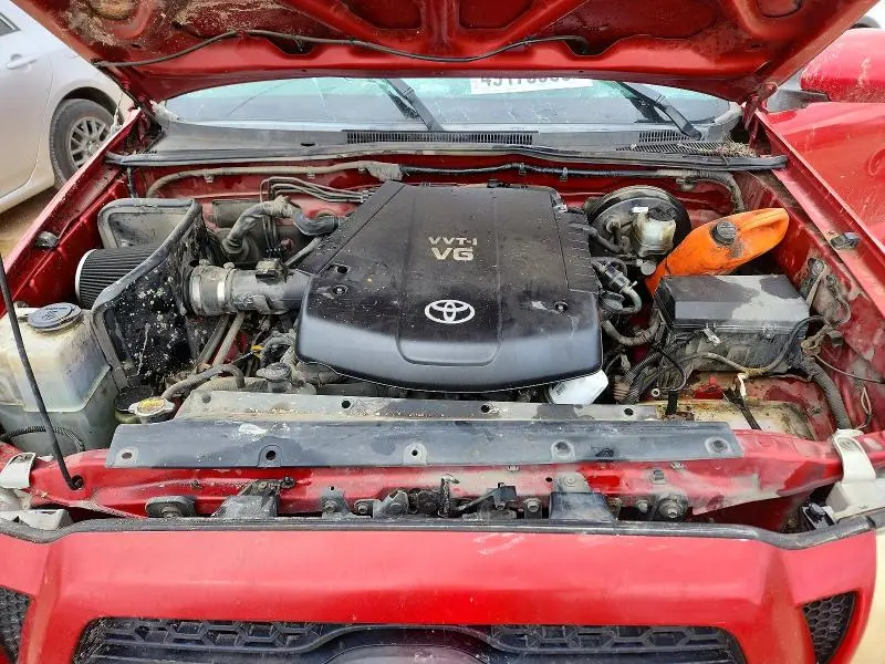 2011 TOYOTA TACOMA V6  