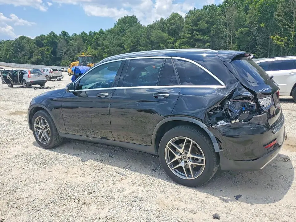 2017 MERCEDES-BENZ GLC 300  