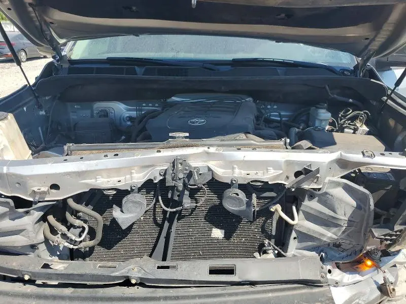 2017 TOYOTA TUNDRA SR5  