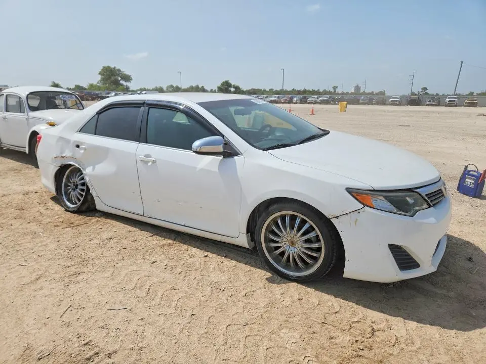 2012 TOYOTA CAMRY L  