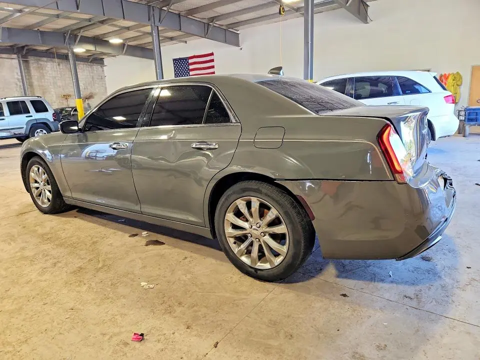 2018 CHRYSLER 300 LIMITED  