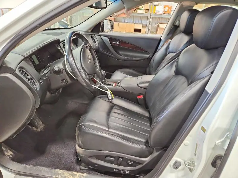 2016 INFINITI QX50 BASE  