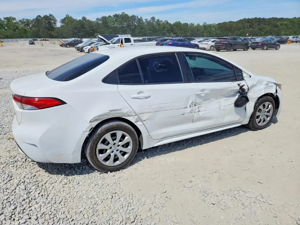 2021 TOYOTA COROLLA LE  