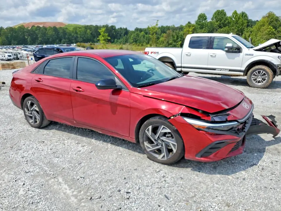 2025 HYUNDAI ELANTRA SEL SPORT  